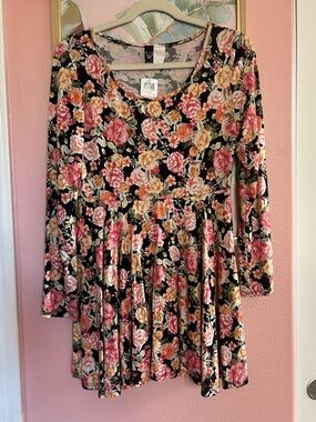Long sleeve floral grunge babydoll scoop neck flowy stretchy knit tunic NWT LG